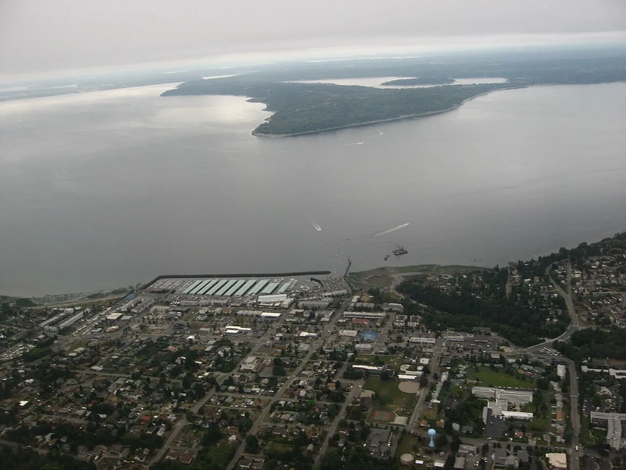 Commercial Roofing in Downtown and Waterfront, Des Moines, WA